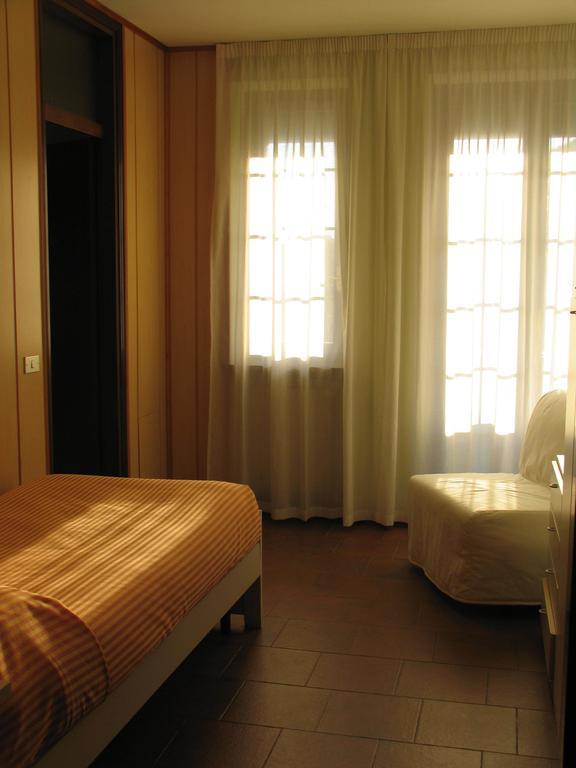 Albergo Residence Isotta Veruno エクステリア 写真