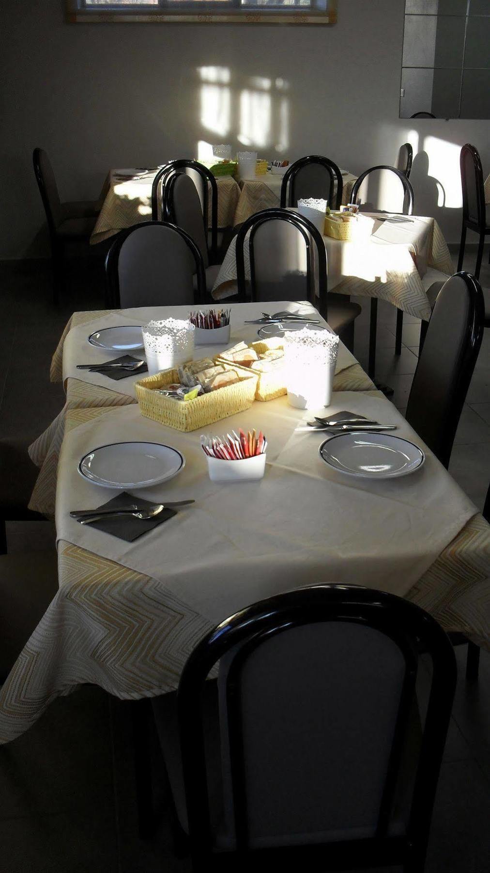 Albergo Residence Isotta Veruno エクステリア 写真